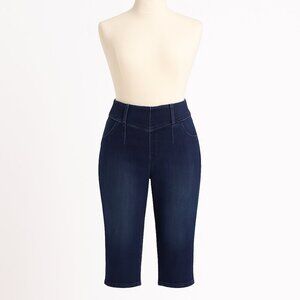 We The Free Carousel Pull-On Capri Jeans Size Medium NEW